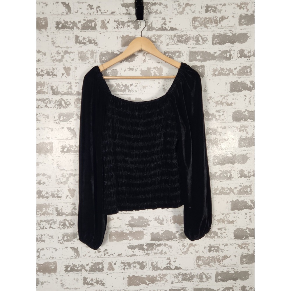 Jodifl‎ Velvet Top Size Large Black Smocked Puff Sleeve Whimsy Victorian
